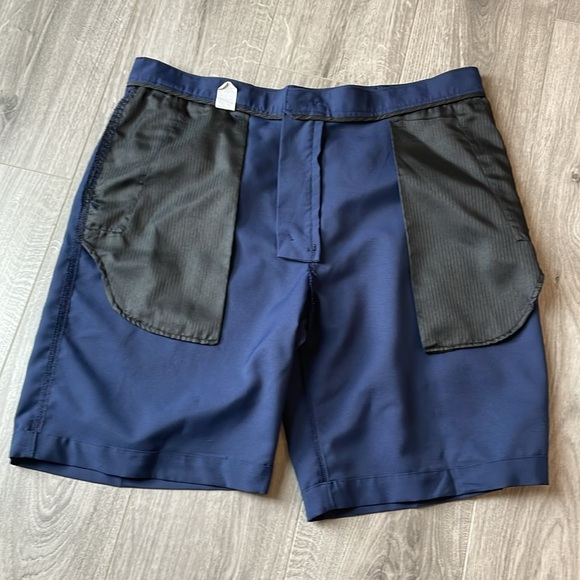 PGA Tour Blue Golf shorts with leg pocket . - Picture 7 of 7